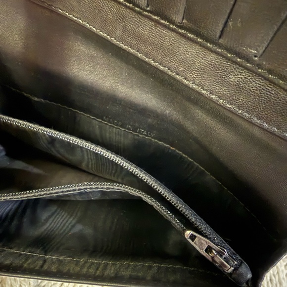 CHANEL Chocolate Bar Bifold Large Wallet with Silver Hardware - Picture 4 of 6